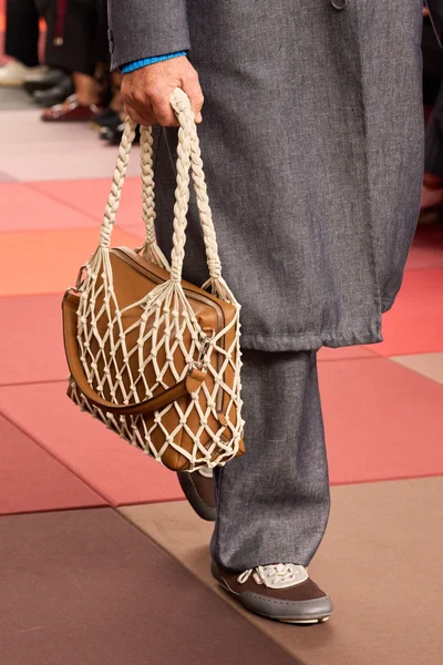 Look 65